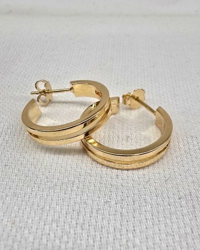 Brinco argola vazada banho ouro 18k - 1,9cm