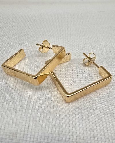 Brinco Argola Quadrada Média no Banho de Ouro 18k - 1,9 cm